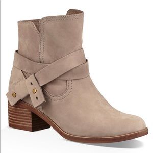Ugg Elora Boots size 8 NWOT, Antilope Color